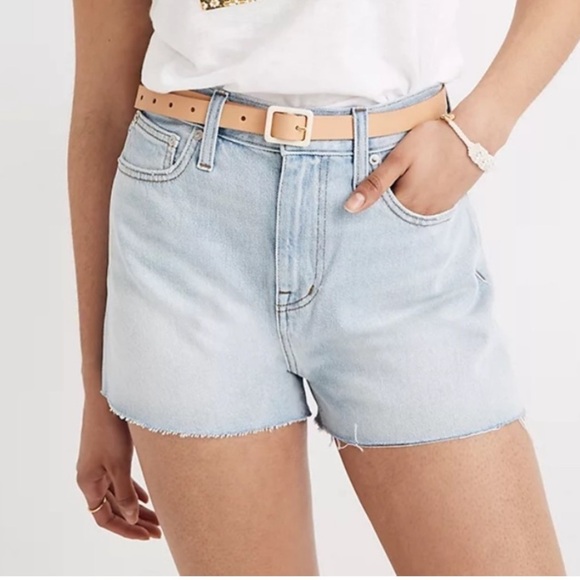 Madewell The Momjean Short in Givens Wash size 28 - Picture 2 of 12